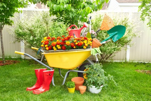Load-based garden waste quote in Wapping for clearance services